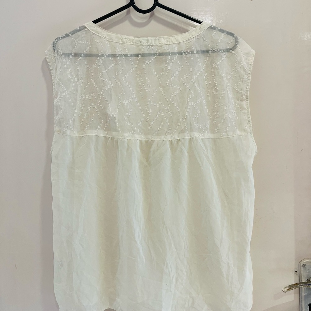 American eagle Off white georgette top - Picture 15 of 16